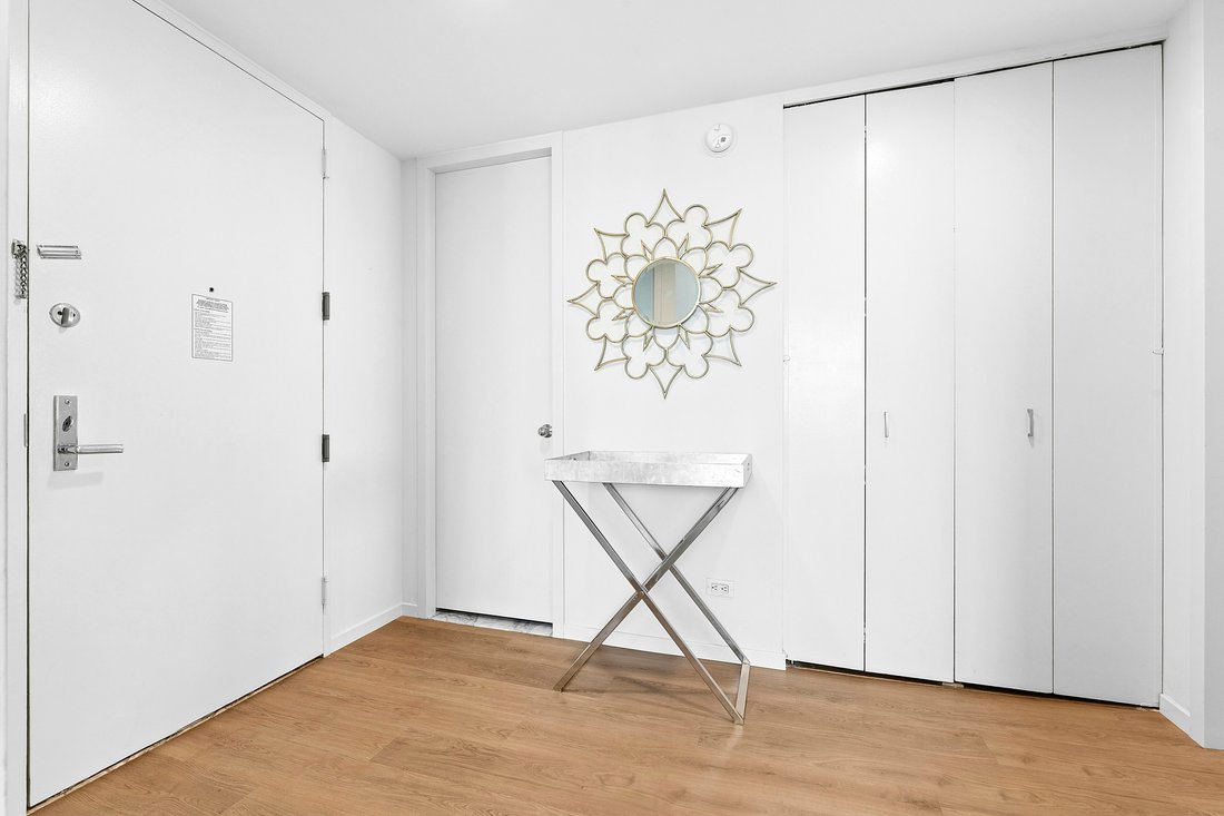 Condo in New York, New York, United States 5 - 17953083