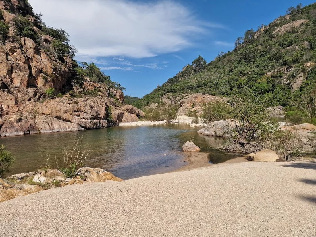 Estate in Sari-Solenzara, Corsica, France 2 - 14742194