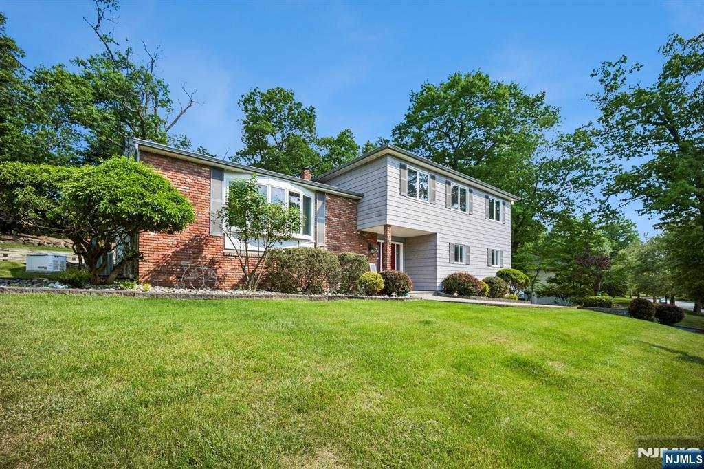House in Livingston, New Jersey, United States 2 - 17962409