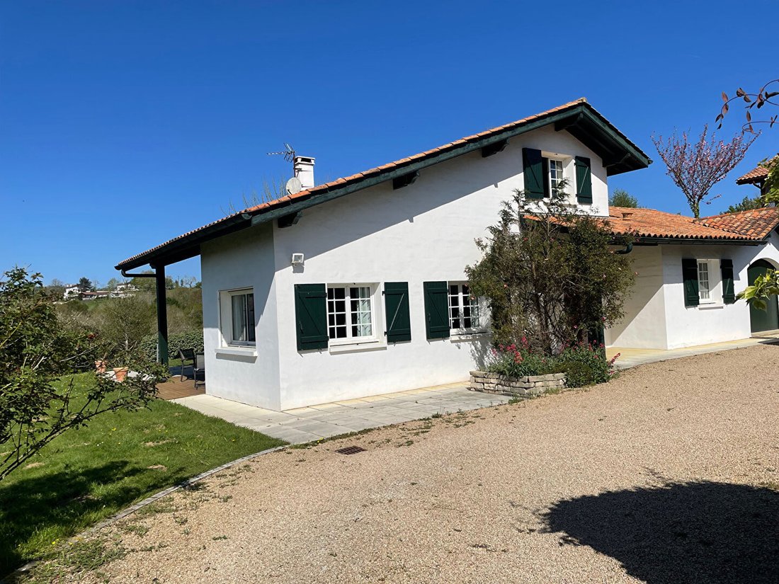 Villa in Ustaritz, Nouvelle-Aquitaine, France 2 - 17962911