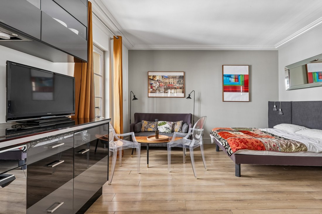 Apartment in Hoche-Friedland, Paris 8e Arrondissement, Paris 4 - 17960410