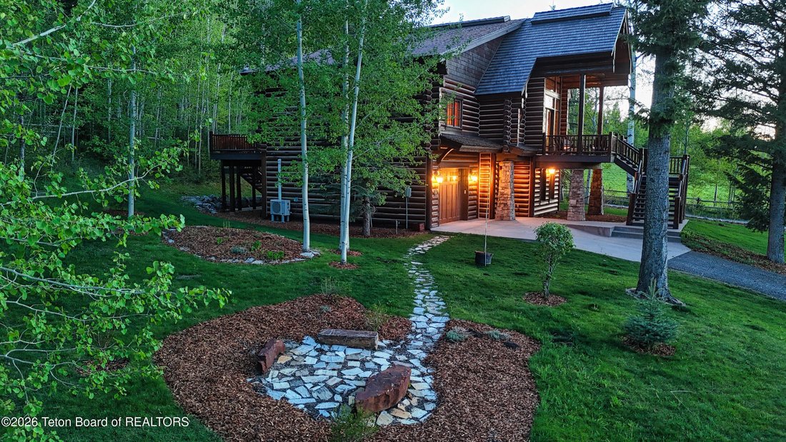 House in Victor, Idaho, United States 3 - 17960257