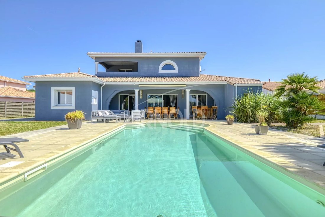 House in Sud, Les Sorinieres, France 4 - 17959208