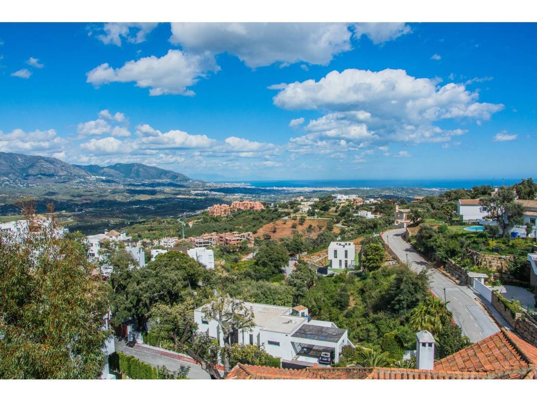 Terreno a Elviria-Cabopino, Marbella, Spagna 1 - 17960663