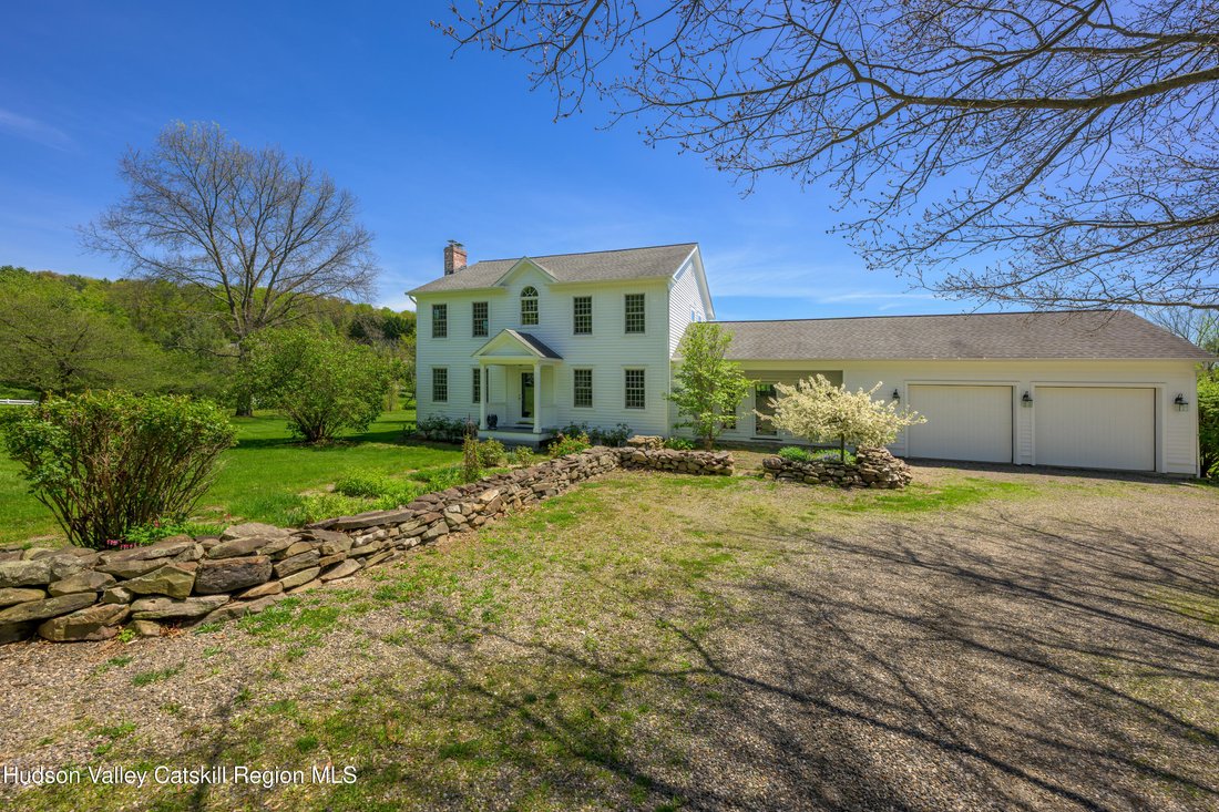 House in Chatham, New York, United States 4 - 17960463