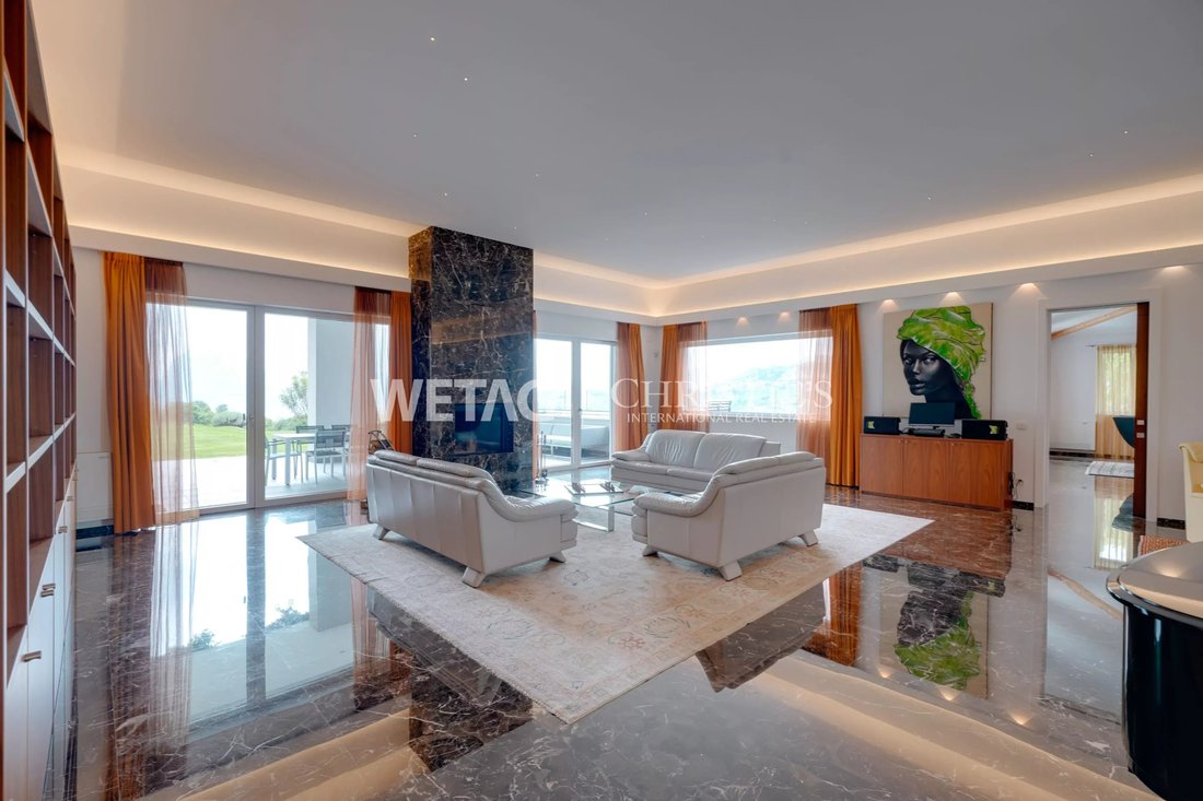 Villa in Lugano, Ticino, Switzerland 3 - 17959523
