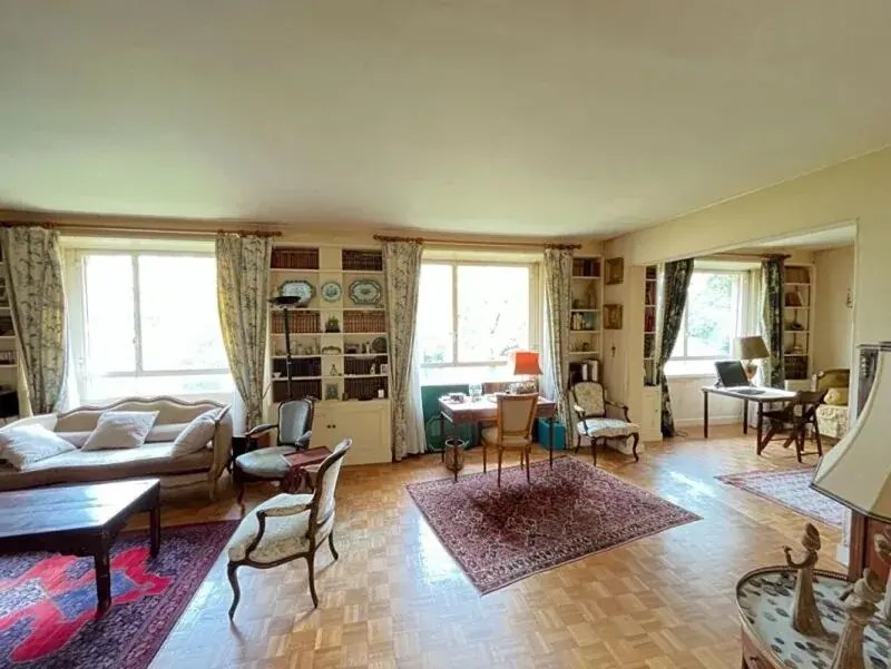 Apartment in Saint-Cloud, Ile-de-France, France 2 - 16918681