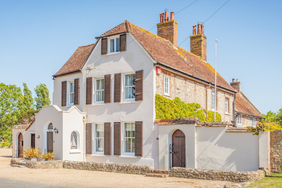 House in Sidlesham, Chichester, England 2 - 17961554
