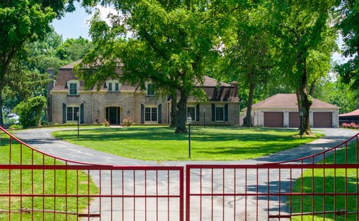 Farm Ranch in Lexington, Kentucky, United States 1