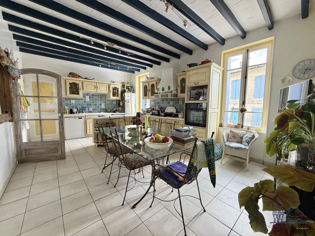 House in Chenac-Saint-Seurin-d'Uzet, Nouvelle-Aquitaine, France 5 - 17963385