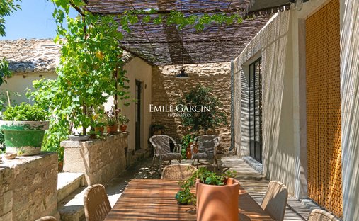 Villa in Saint-Rémy-de-Provence, Provence-Alpes-Côte d'Azur, France 1