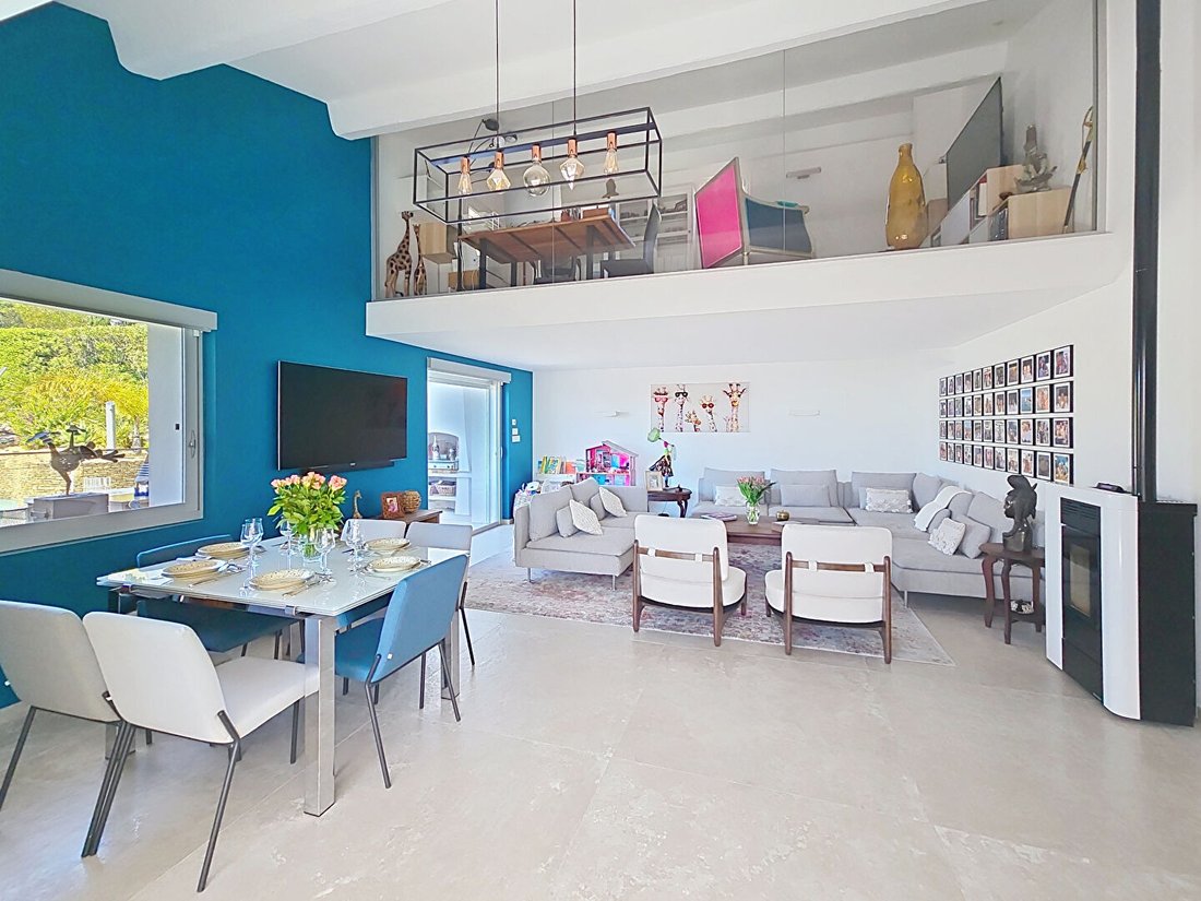 Villa in Carqueiranne, Provence-Alpes-Côte d'Azur, France 5 - 17962894