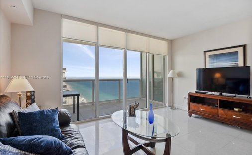 Condo in Hallandale Beach, Florida, United States 1