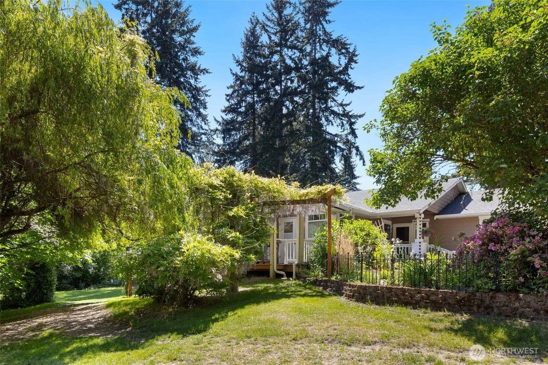 House in Kirkland, Washington, United States 2 - 17923575