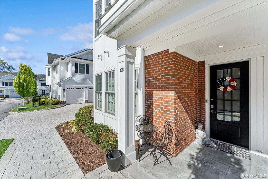 Condo in Roslyn, New York, United States 4 - 17959171