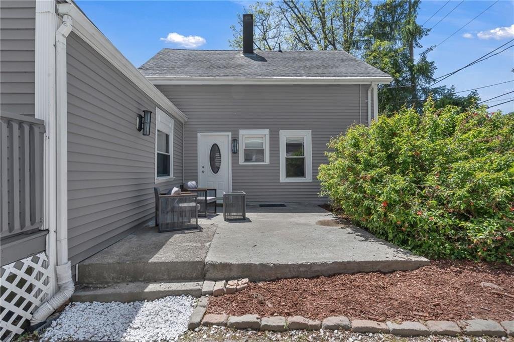 House in Cumberland, Rhode Island, United States 2 - 17962094