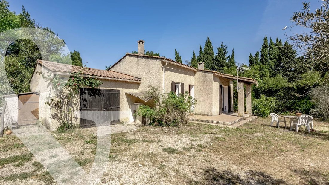 House in Saint-Rémy-de-Provence, Provence-Alpes-Côte d'Azur, France 1 - 17959512