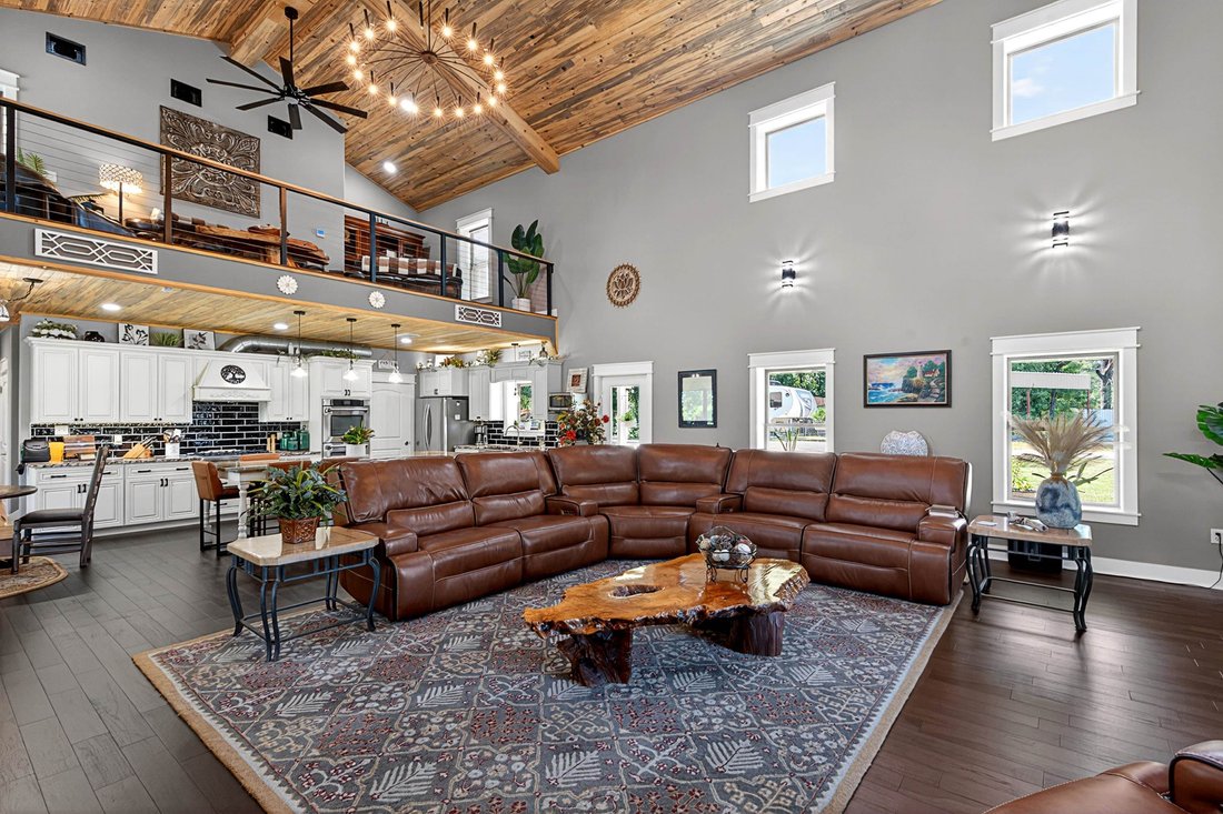 House in Gladewater, Texas, United States 5 - 17960444