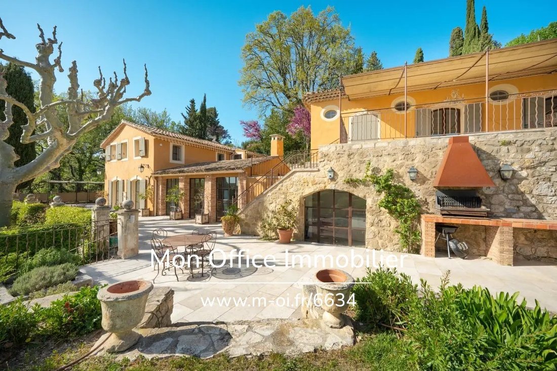 House in Est-Repentance-Les Trois Bons Dieux, Aix-en-Provence, France 2 - 17958251