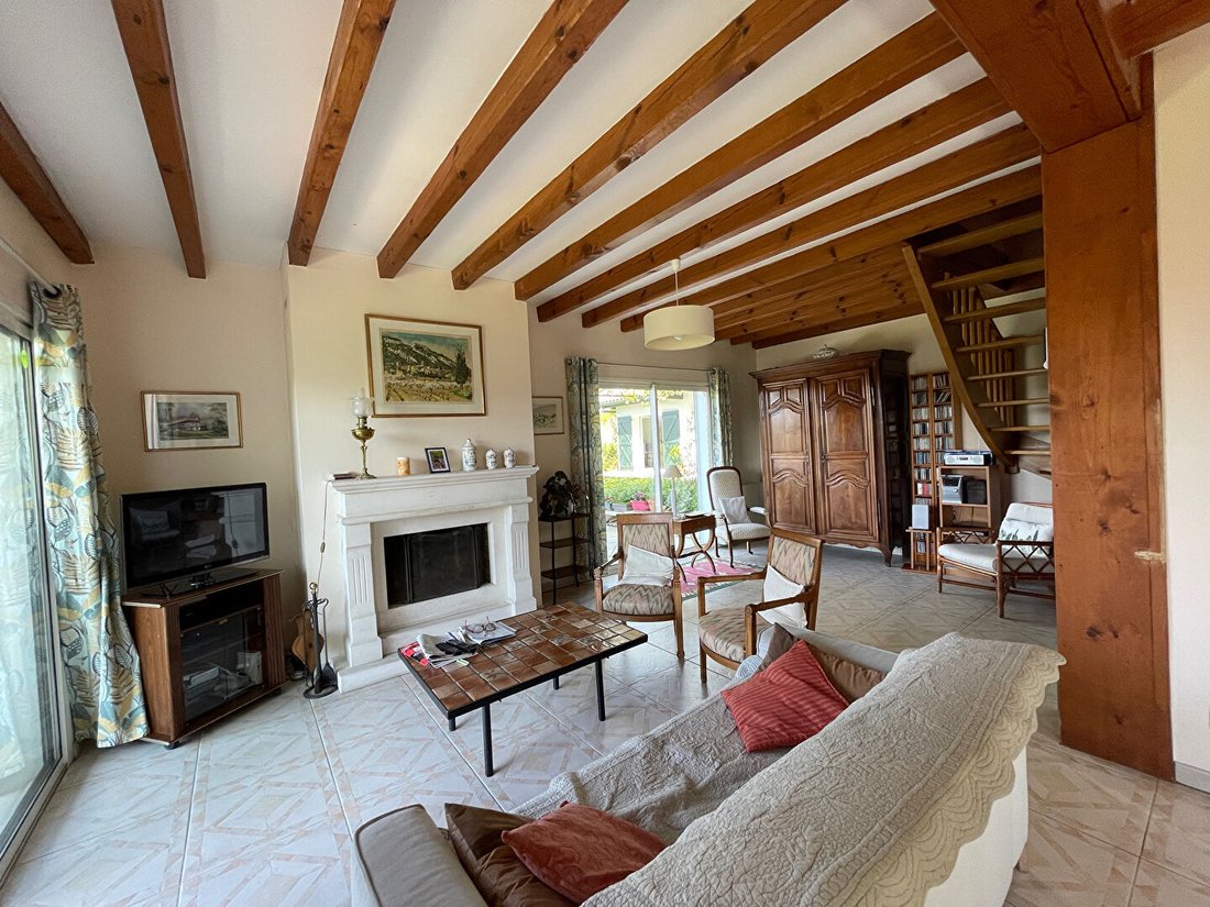 Villa in Ustaritz, Nouvelle-Aquitaine, France 5 - 17962911