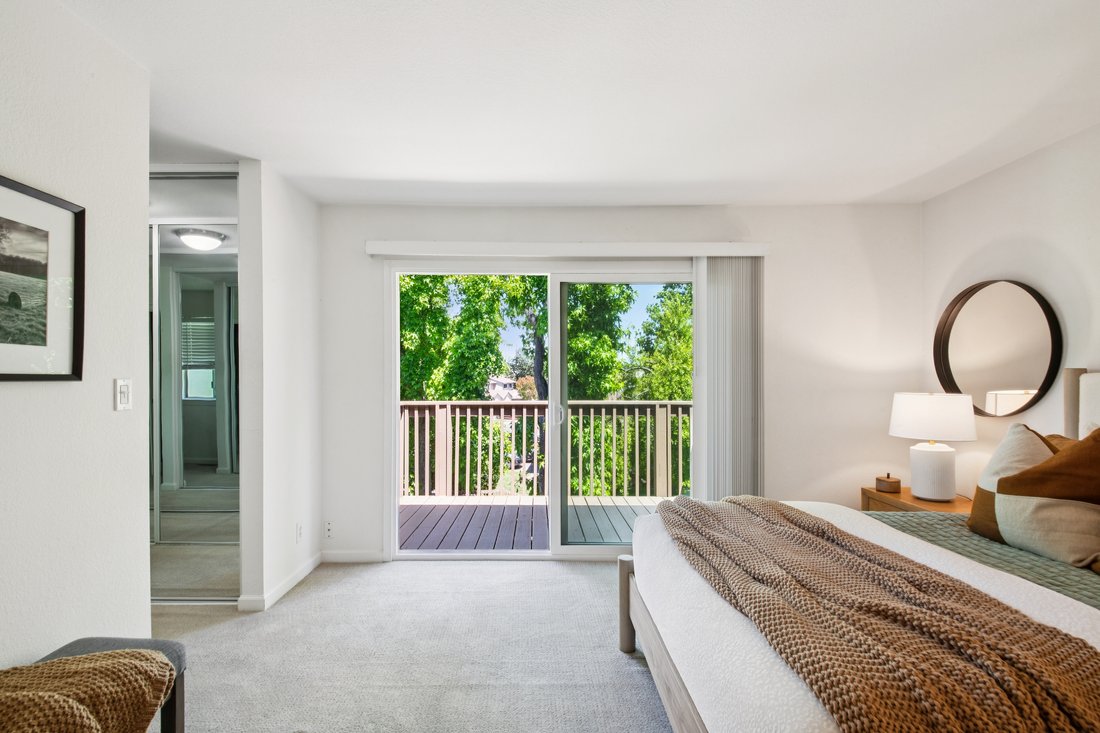Condo in Novato, California, United States 2 - 17963445