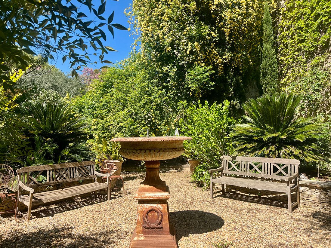 Villa in Adissan, Occitania, France 4 - 17962896