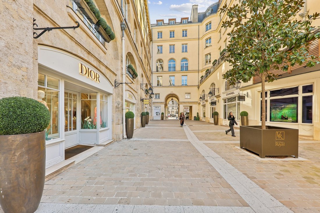 Apartment in Hoche-Friedland, Paris 8e Arrondissement, Paris 2 - 17960410