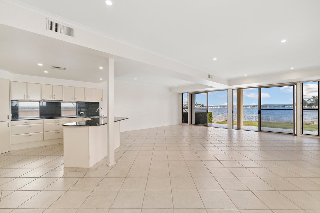 House in Belmont South, New South Wales, Australia 5 - 17963251