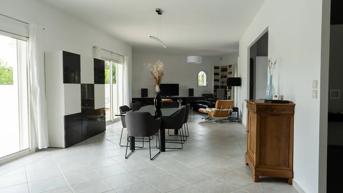 Villa in Garéoult, Provence-Alpes-Côte d'Azur, France 3 - 17962868