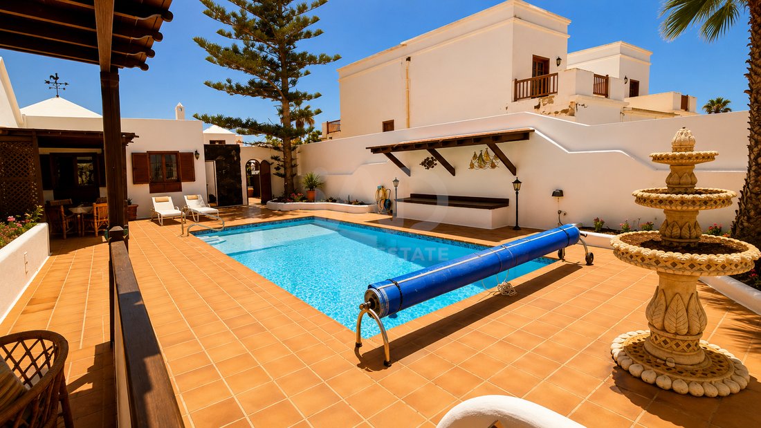 Chalet in Arrecife, Canary Islands, Spain 2 - 17960131