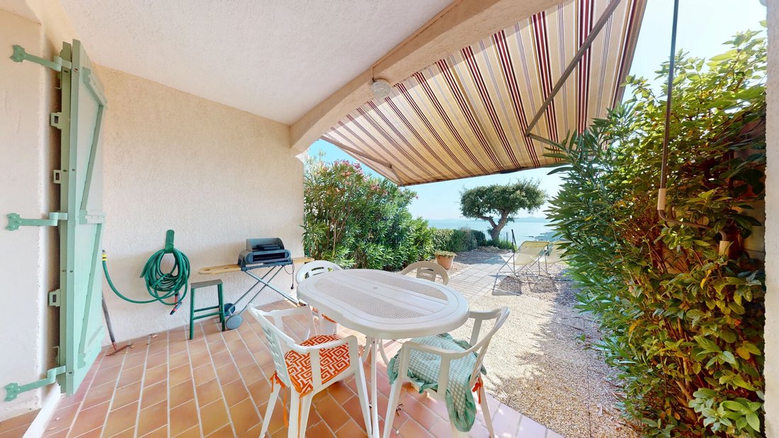 Villa in Le Dramont-Agay-Anthéor-Le Trayas, Saint-Raphaël, France 5 - 17962886