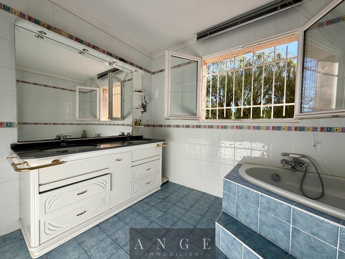 House in Sud, Le Pradet, France 4 - 17958977