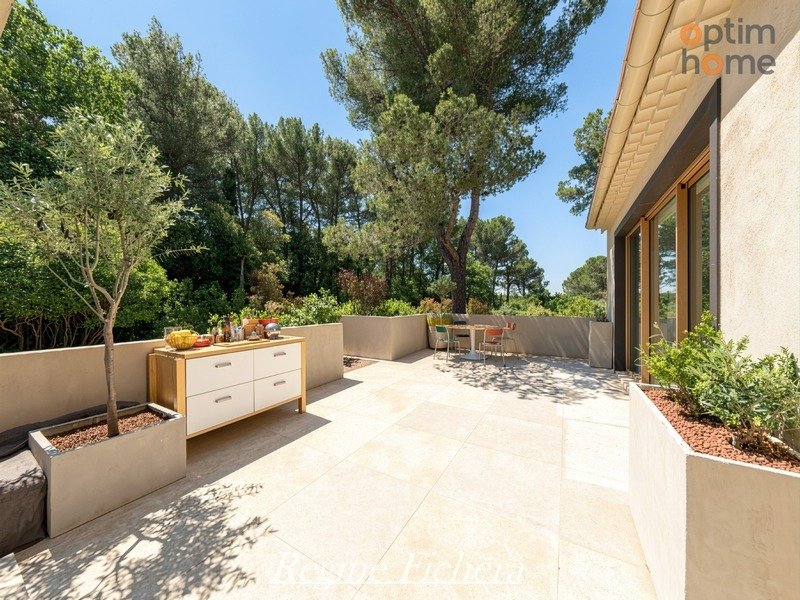 House in Est-Repentance-Les Trois Bons Dieux, Aix-en-Provence, France 4 - 17962190