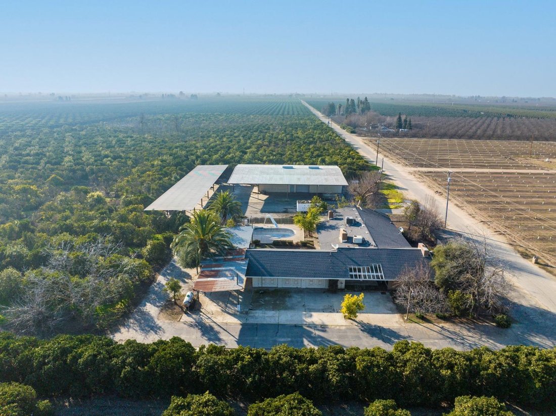 House in Sanger, California, United States 3 - 15014728