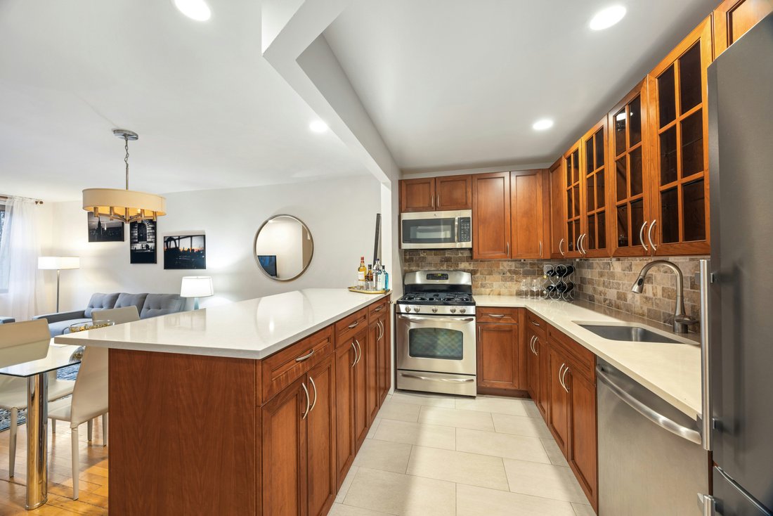 Condo in New York, New York, United States 4 - 16748239