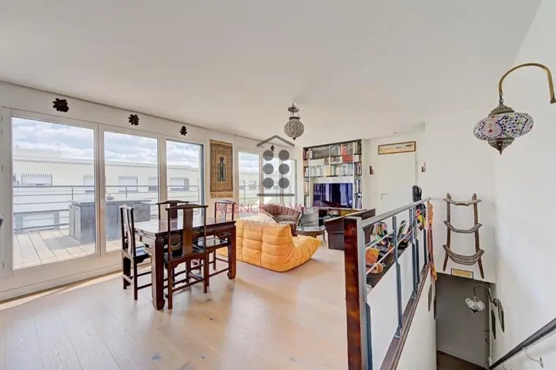 Apartment in Plateau Ouest, Suresnes, France 1 - 17958883