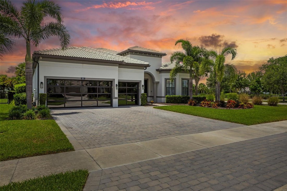 House in Sarasota, Florida, United States 1 - 17960851