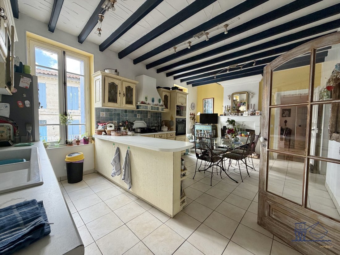 House in Chenac-Saint-Seurin-d'Uzet, Nouvelle-Aquitaine, France 2 - 17963385
