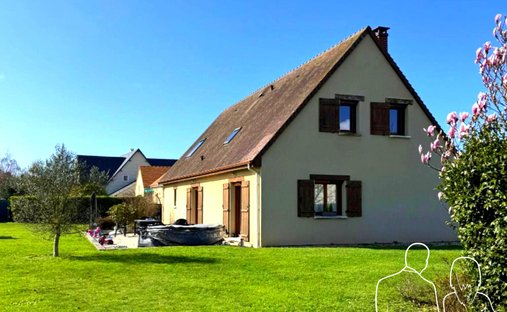 House in La Riviere-Saint-Sauveur, Normandy, France 1