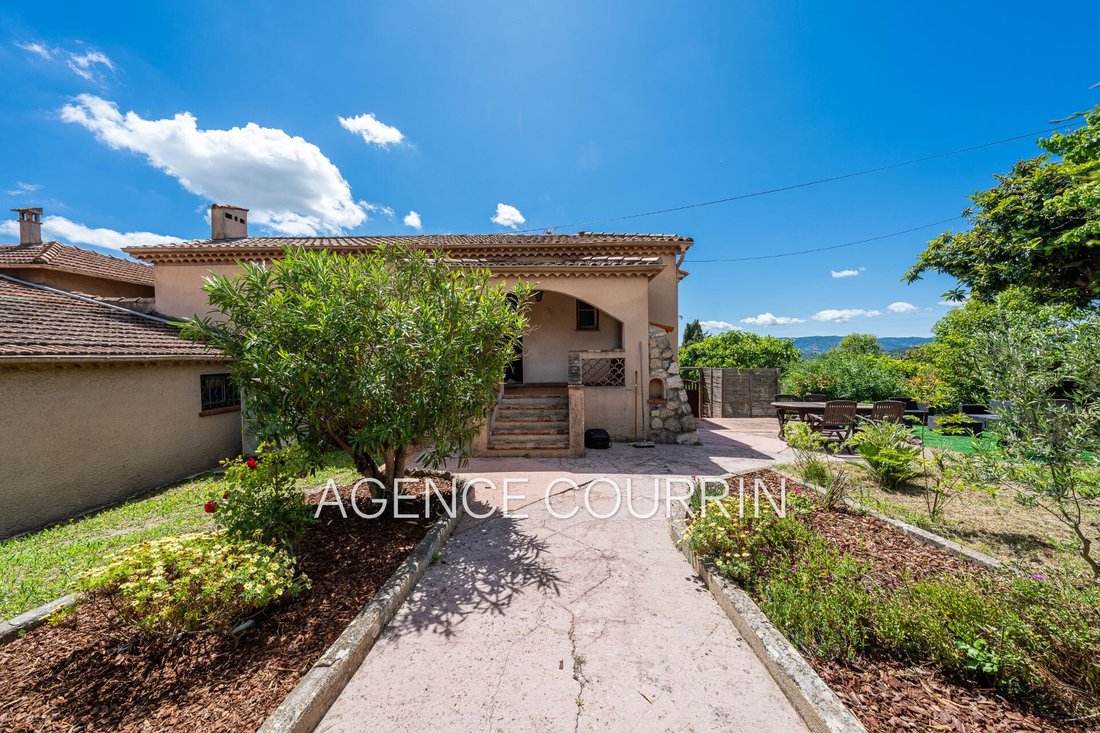 Villa in Grasse, Provence-Alpes-Côte d'Azur, France 5 - 17959365