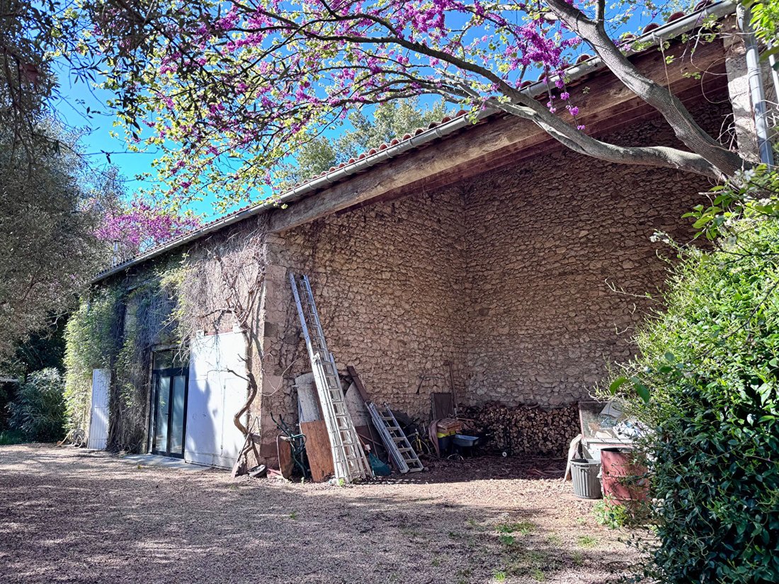 Villa in Adissan, Occitania, France 3 - 17962896