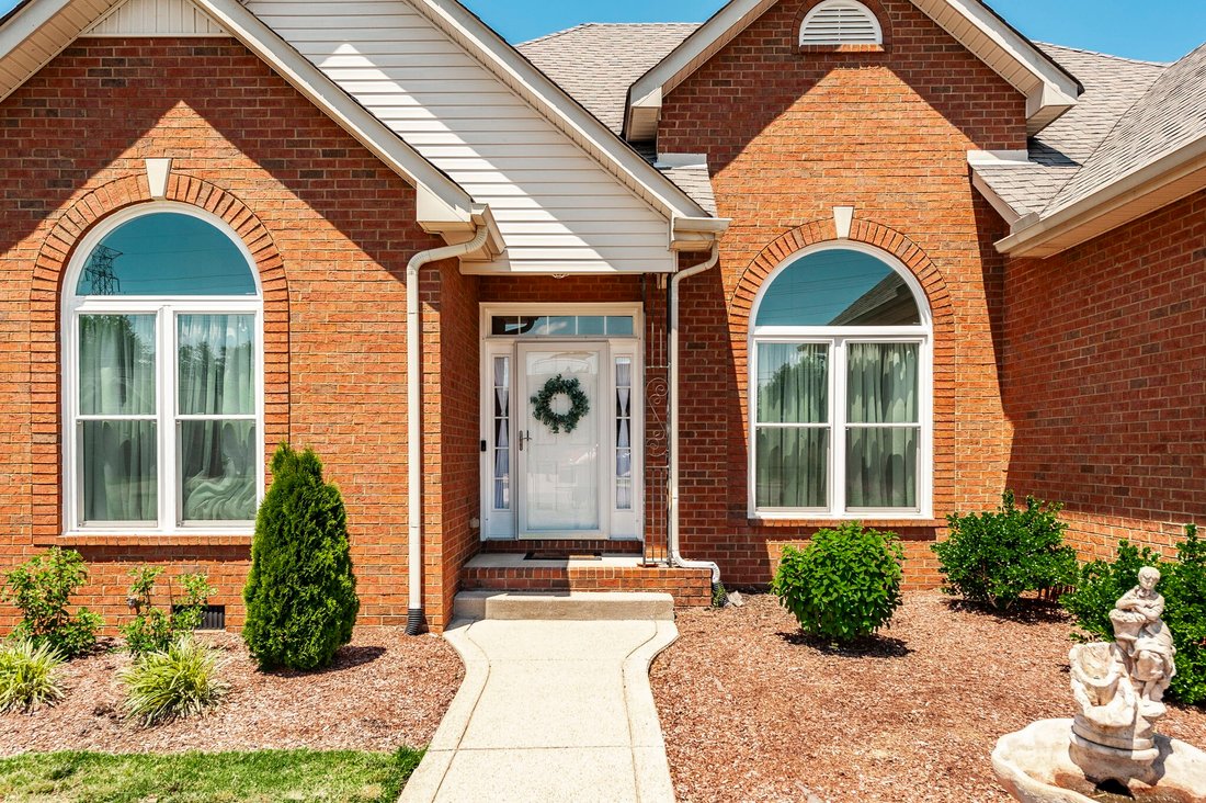 House in Gallatin, Tennessee, United States 3 - 17925798