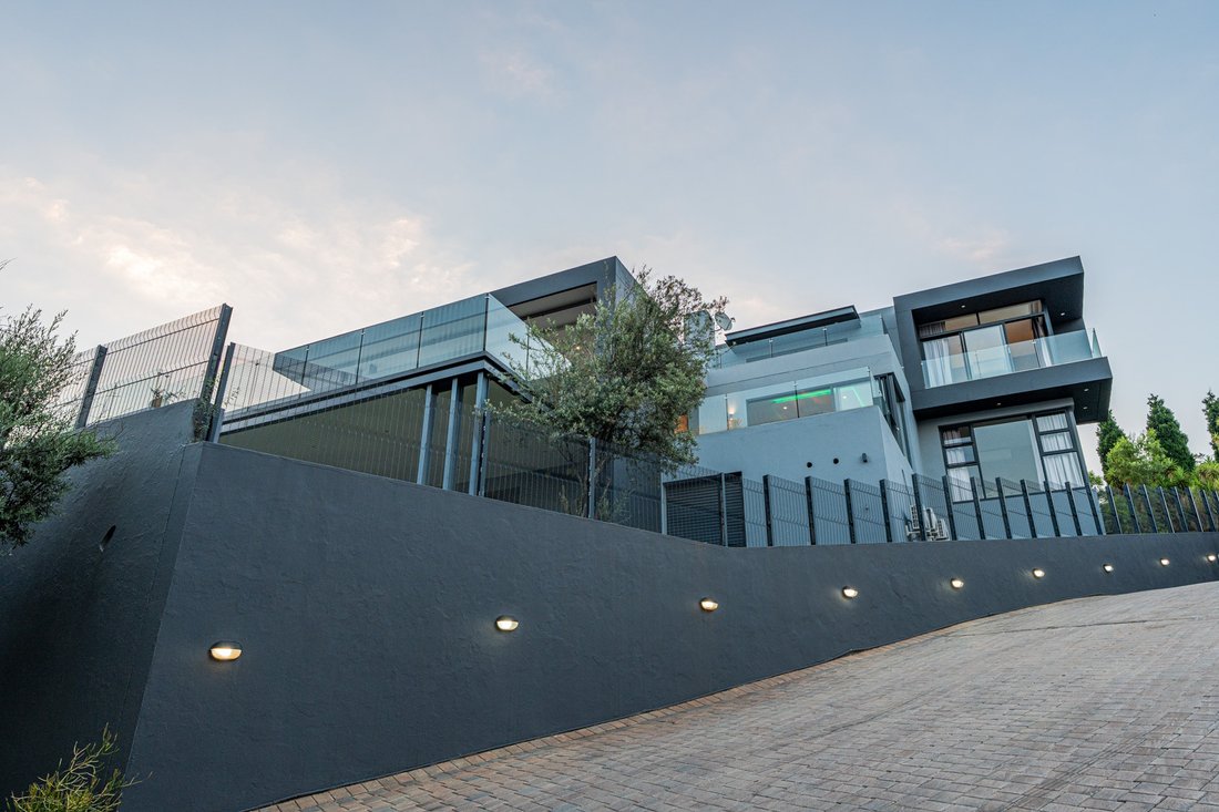 House in Krugersdorp, Gauteng, South Africa 5 - 17959995