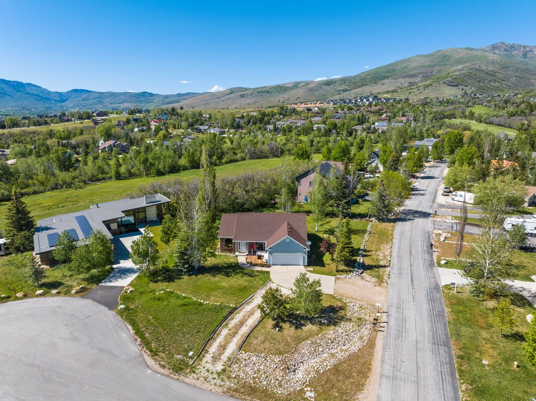 House in Eden, Utah, United States 3 - 17961403