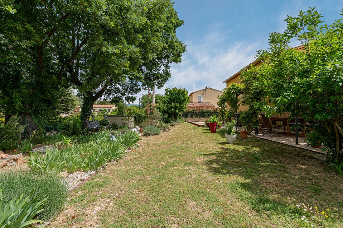 Villa in Riez, Provence-Alpes-Côte d'Azur, France 1 - 17959730