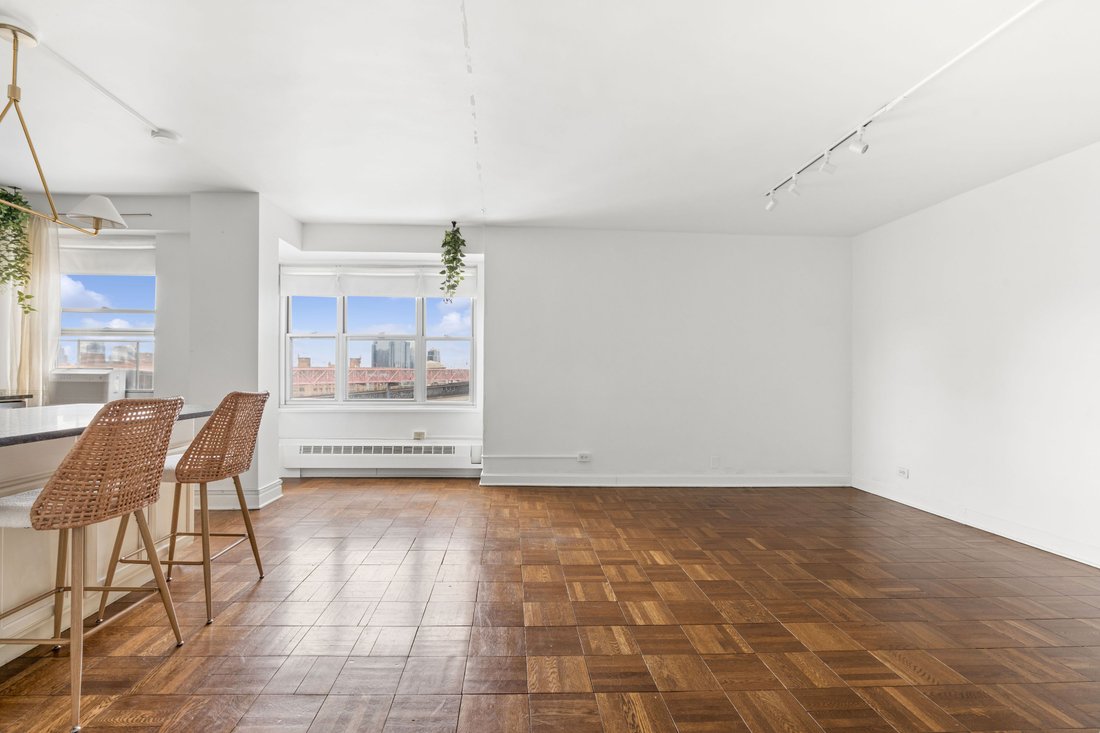 Co Op in New York, New York, United States 2 - 17963173
