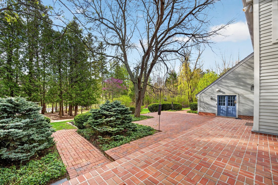 House in Thiensville, Wisconsin, United States 3 - 17962449