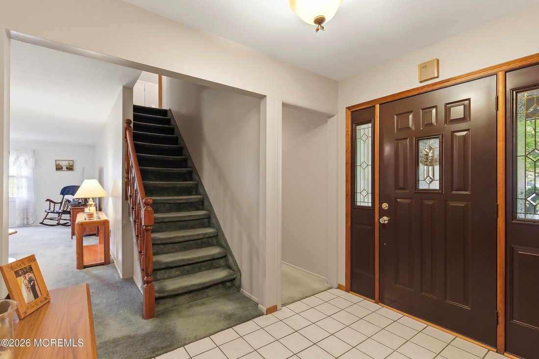 House in Old Bridge Township, New Jersey, United States 4 - 17957917