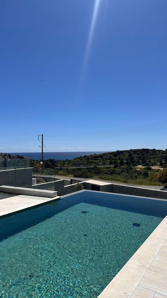Villa in Agios Tychon, Limassol, Cyprus 1 - 13544897