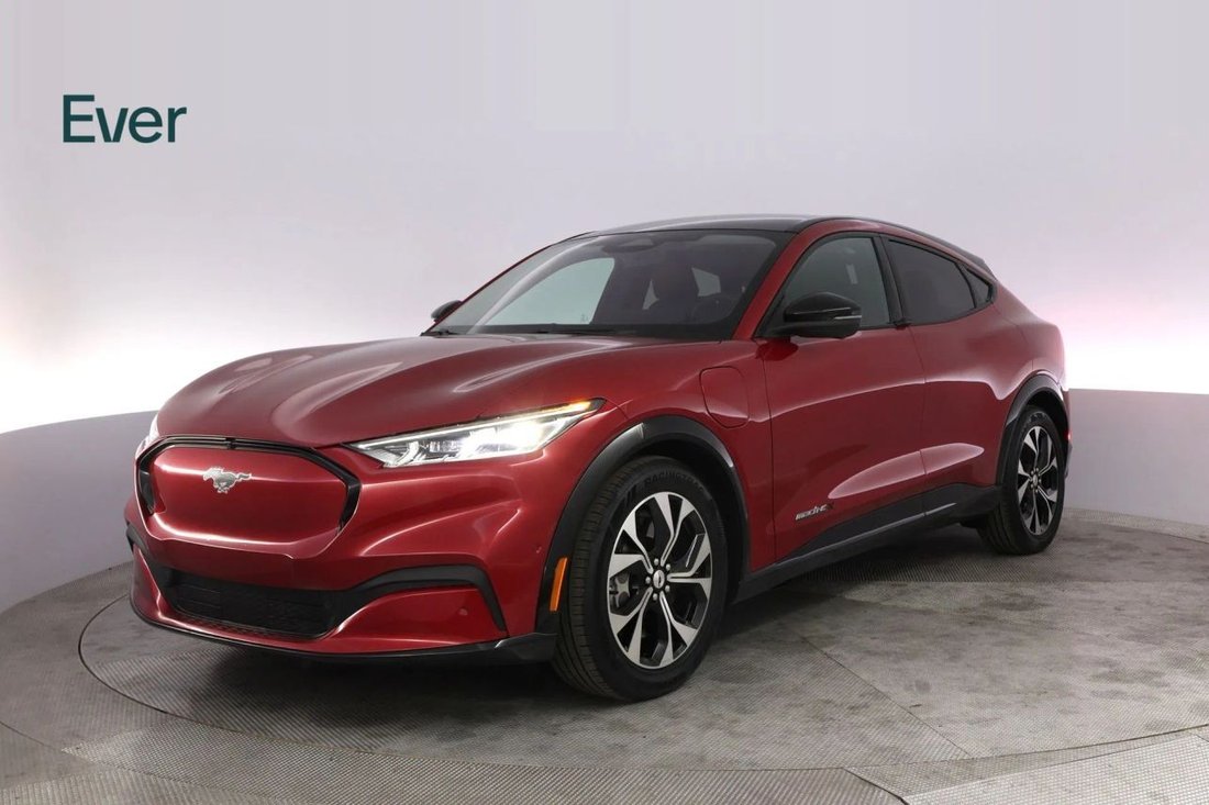 Suv in San Francisco, CA, United States 2 - 17885511